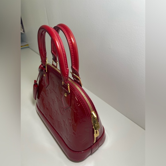 Louis Vuitton BB Alma Vernis Red  Leather Crossbody Bag - Picture 7 of 15